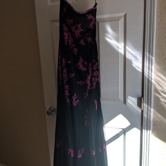 Cache - Picture 4 of 4